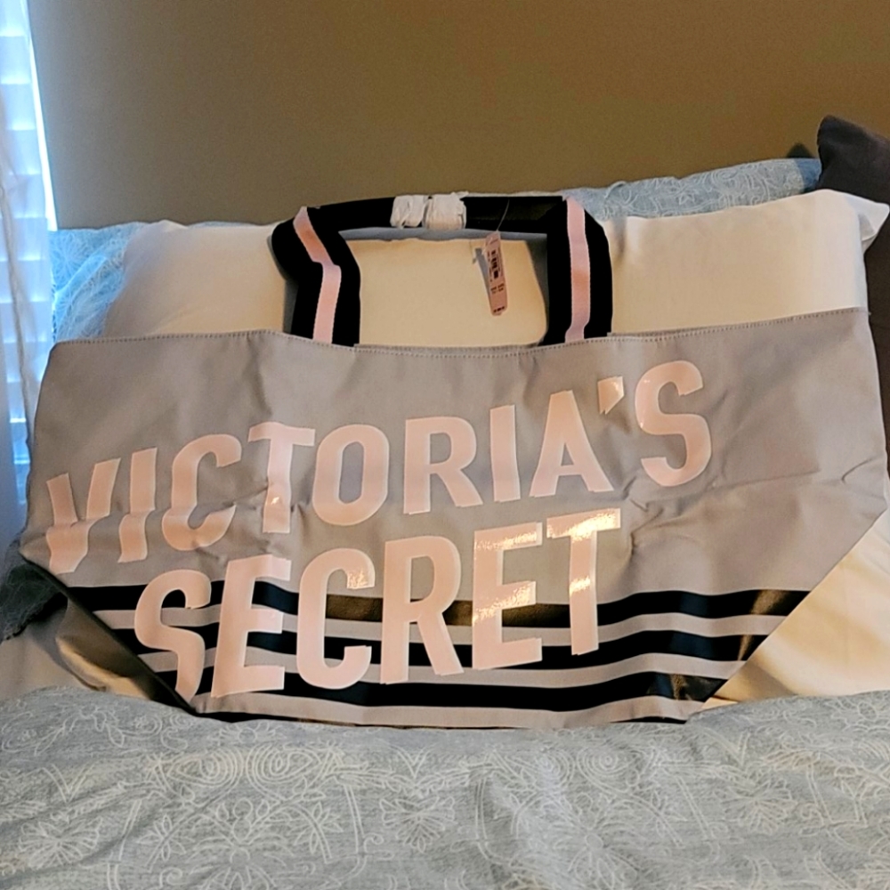 Victoria's Secret tote bag